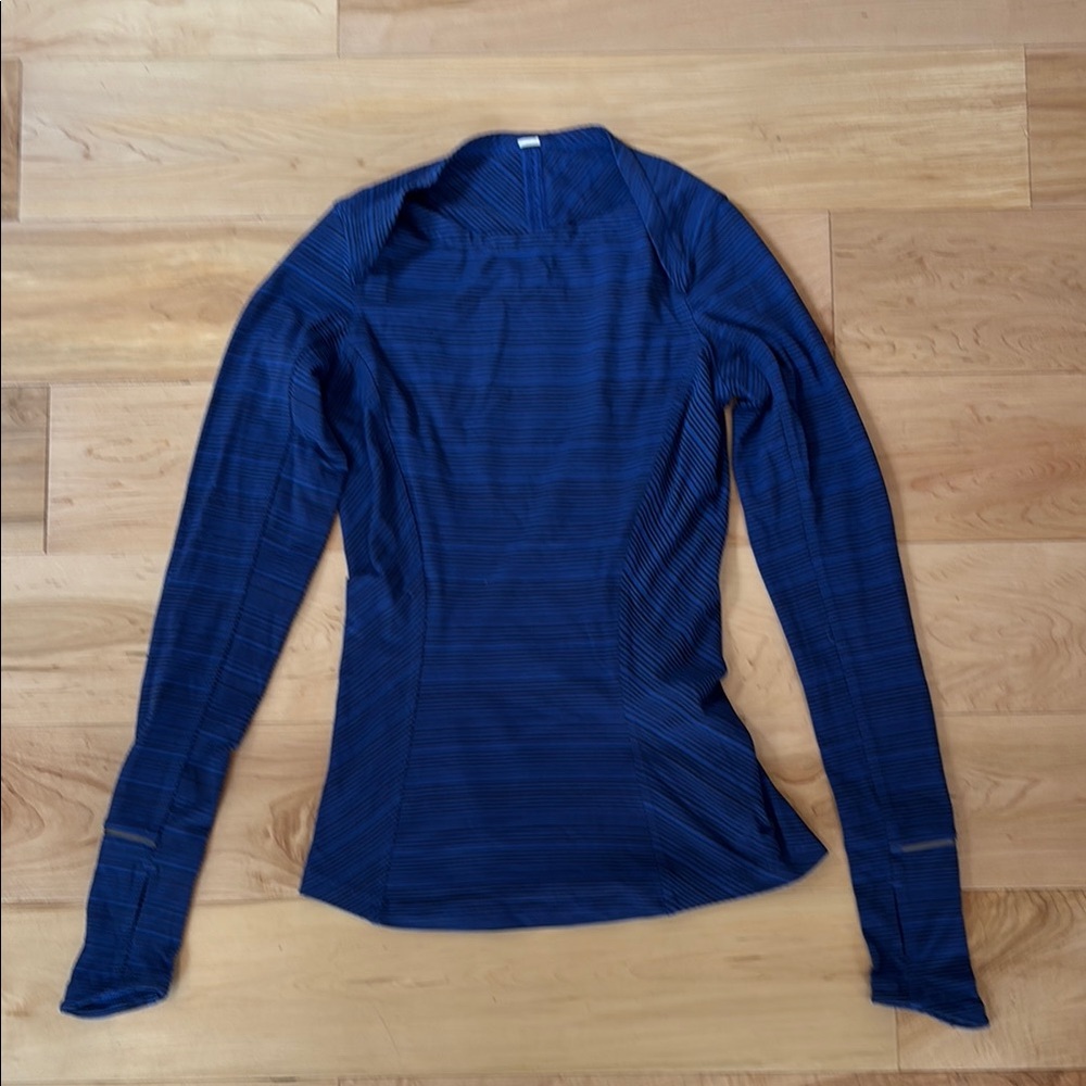 Women's Blue Long Sleeve Top